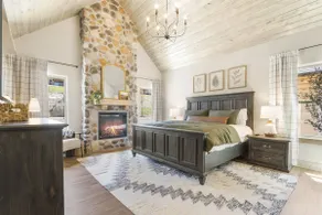 Lakefront Cabin–Pool, Private Hot, Tub & Fireplace - Image 3