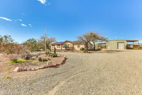 Furnished Patio! Group Desert Escape in Morristown - Image 2