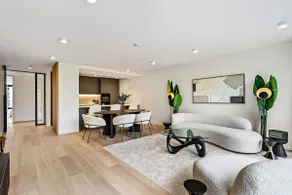 Upscale Urban Apartment Style & Comfort for Six - Image 5