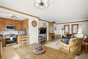 Spacious Serenity - Scenic Views | Sleeps 9 +AC - Image 5