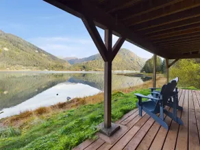 Oceanfront Apartment with Sauna and Covered Deck - Image 5