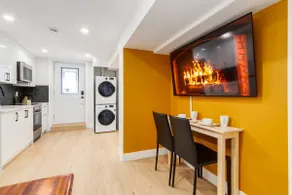 Rare Find in Best Location, Work/Family Friendly - Image 4