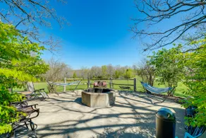 Spacious Ozarks Family Home - Private Pool & Grill - Image 3