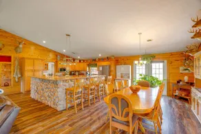Spacious Ozarks Family Home - Private Pool & Grill - Image 4