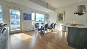 New Modern 3BR, Great View & Private Parking - Image 4