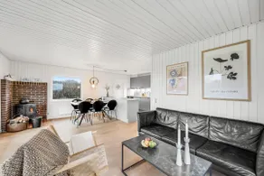 Lovely Newly Renovated Holiday House - 1005 - Image 5