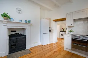 Place Lodge - Image 4