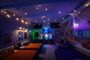 Radical 80's Getaway! A Blast From The Past! - Image 5