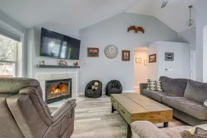 Family-Friendly Silverdale Home w/ Private Deck! - Image 4