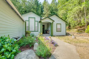 Family-Friendly Silverdale Home w/ Private Deck! - Image 2