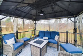 Indiana Dunes Home w/ Gas Grill: 1 Mi to Beach! - Image 3