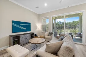 Emerald Treasure 138–Lake Views–Sleeps 8 - Image 2