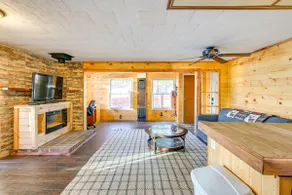 Cottage w Deck & Bluff Lake Views: Walk to Beach - Image 5