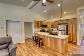 Modern King Condo Near Rapid City - Image 4