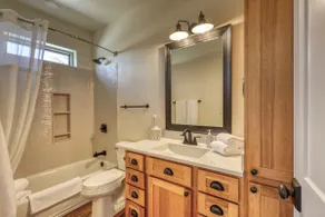 Modern King Condo Near Rapid City and Mt. Rushmore - Image 4