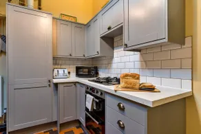Finest Retreats - Spring Cottage - Image 5