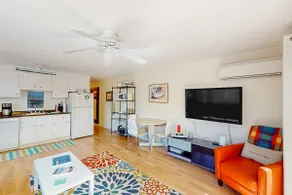 Provincetown Harbor Haven: Cozy Condo Retreat - Image 4