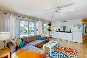 Provincetown Harbor Haven: Cozy Condo Retreat - Image 5