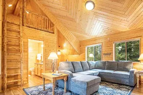 Little Godfrey Lodge - Image 2