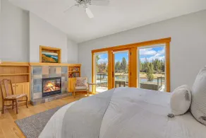 AC, on the Deschutes River, luxury, quiet, 5*view! - Image 4