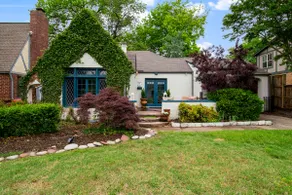 Stunning Ivy Cottage, hot tub, pets, Pickle Ball - Image 2