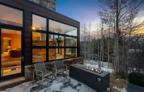 Elevated Ski Season Retreat in Aspen - Image 4