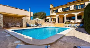 Villa 'Ca Nostra' mit privatem Pool, gemeinsamer Terrasse und WLAN - Image 2