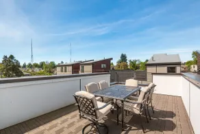 Stylish Seattle Townhome - Rooftop Deck & Downtown - Image 3