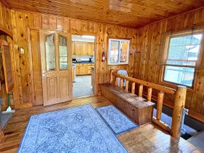 Chain of Lakes Lodge, 4-br lakefront with 2 docks - Image 5