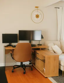 New Modern 3BR • Gym • Workspace • Quiet Location - Image 4