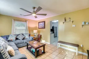 Serene Charleston Home Near Airport: Pets Welcome! - Image 4