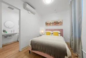 105 Modern Apartment near Grant Medical Center - Image 2