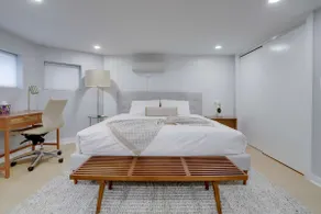 Sojourn Modern Luxury 1BR on Capitol Hill - Image 2