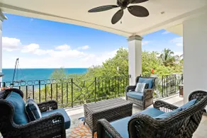 Spacious Open-Concept Condo with Stylish Design, Direct Beach Access & Resort-Style Amenities - Image 3