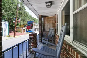 Home on Broadway in Jim Thorpe - Image 3