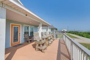 Walk to Shore: Surfside Beach Home w/ Bay Views - Image 2