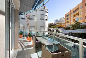 Plata Plaza - Image 3