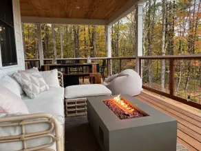 Contemporary Stunner near Inness & Trails - Image 5