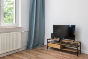 Ochota Comfort Apartment by BookingHost - Image 4