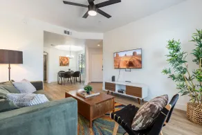 Kierland Commons Condos - Image 3