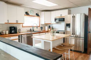 3 Bed Home Near Downtown| Dog Friendly, Big Yard - Image 3