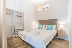 Mediterraneum, Apartment with double bed and sofa. - Image 5