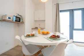 Mediterraneum, Apartment with double bed and sofa. - Image 4