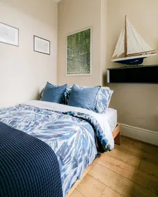 Cozy Pied-à-Terre just a stone's throw from the Metro. - Image 2