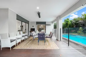 Bundoora Perfection - Luxury Family Oasis with pool - Image 4