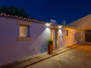 Palace Guest Inn - Image 4
