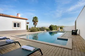 Villa Rosa with Pool and Jacuzzi - Image 2