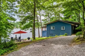 * Vintage * Smith Lake Retreat! - Image 2