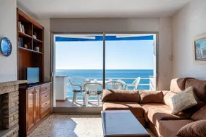 AT305 Great sea views, Canyadell beach - Image 2
