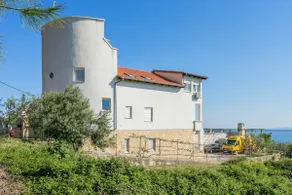 Apartamento totalmente equipado con terraza | Vistas al mar - Image 5